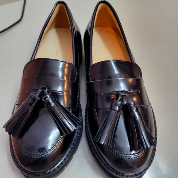 Zara | Shoes | Girls Zara Leather Tassel Loafers | Poshmark display picture 3